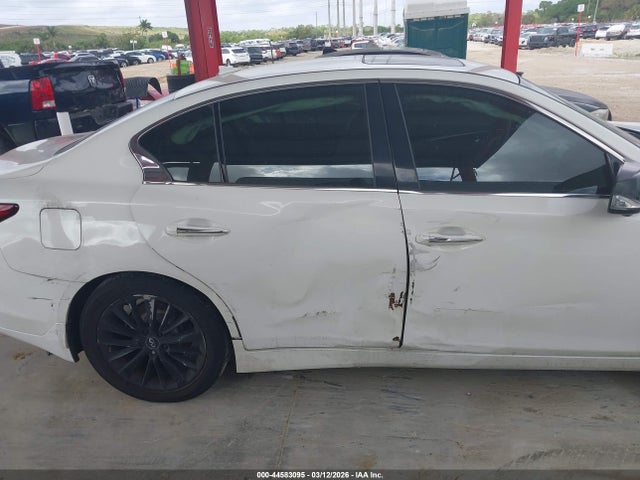 Aukcja sprzedaży 2018 Infiniti Q50 3.0t Luxe, vin: JN1EV7AP8JM358584, numer aukcji: 44583095