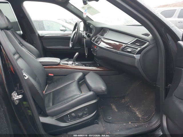 2011 Bmw X5 Xdrive50i მანქანა იყიდება აუქციონზე, vin: 5UXZV8C5XBL420993, აუქციონის ნომერი: 44583110