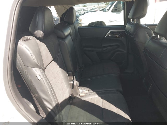 Продаж на аукціоні авто 2023 Mitsubishi Outlander Se 2.5 2wd/se Black Edition 2wd/se Special Edition 2wd, vin: JA4J3UA89PZ018732, номер лоту: 44583112