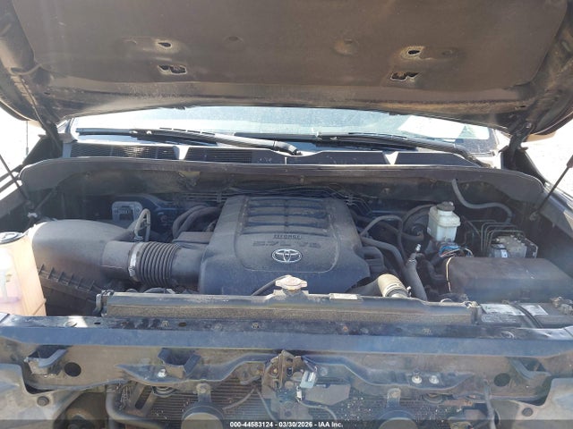 2018 Toyota Tundra Platinum 5.7l V8 მანქანა იყიდება აუქციონზე, vin: 5TFAY5F10JX719686, აუქციონის ნომერი: 44583124