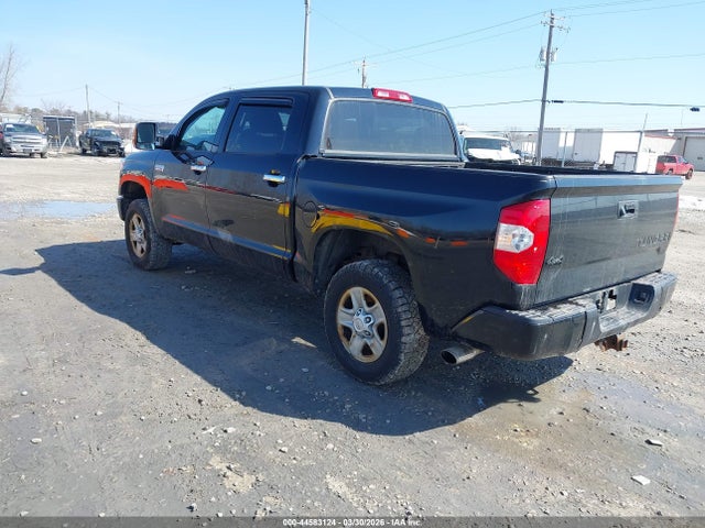 2018 Toyota Tundra Platinum 5.7l V8 მანქანა იყიდება აუქციონზე, vin: 5TFAY5F10JX719686, აუქციონის ნომერი: 44583124