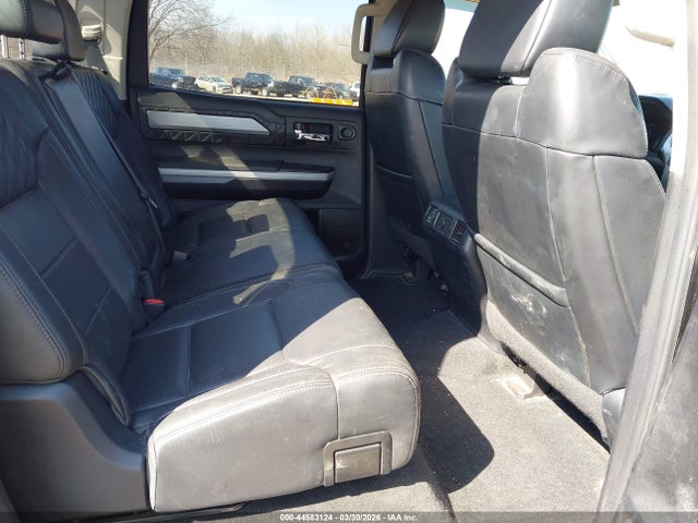 2018 Toyota Tundra Platinum 5.7l V8 მანქანა იყიდება აუქციონზე, vin: 5TFAY5F10JX719686, აუქციონის ნომერი: 44583124