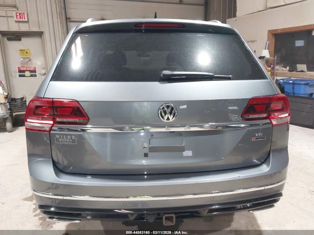 2019 Volkswagen Atlas 3.6l V6 Sel R-line მანქანა იყიდება აუქციონზე, vin: 1V2RR2CA2KC614710, აუქციონის ნომერი: 44583160