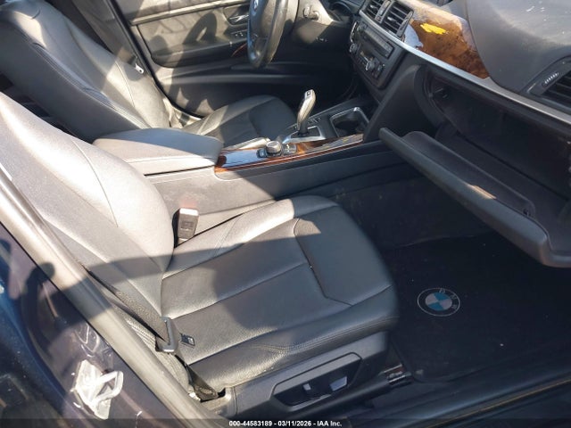 44583189 :رقم المزاد ، WBA3B5C55EP539494 vin ، 2014 Bmw 328i Xdrive مزاد بيع