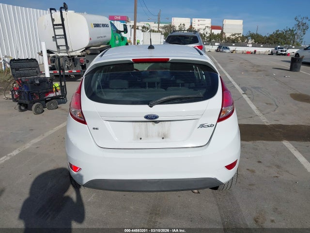 Ford FIESTA SE 2018 3FADP4EJ8JM127279 Image 16
