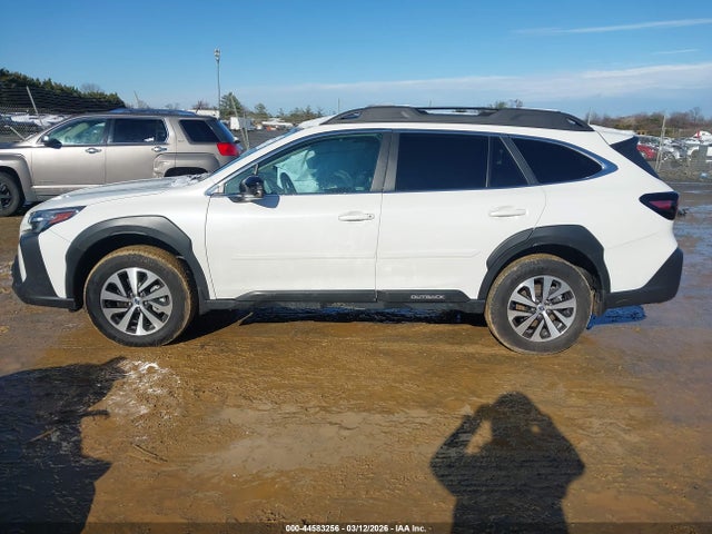 44583256 :رقم المزاد ، 4S4BTADC8S3244034 vin ، 2025 Subaru Outback Premium مزاد بيع