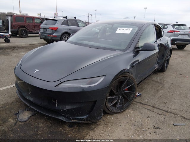 2025 TESLA MODEL 3 5YJ3E1ET0SF949592 Photo 1