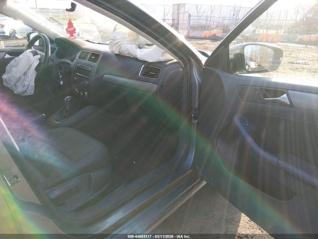Продажа на аукционе авто 2013 Volkswagen Jetta 2.0l Tdi, vin: 3VWLL7AJ2DM200561, номер лота: 44583317