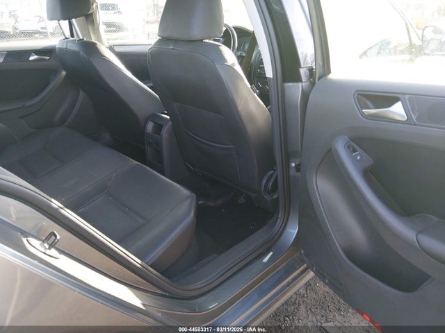 Продажа на аукционе авто 2013 Volkswagen Jetta 2.0l Tdi, vin: 3VWLL7AJ2DM200561, номер лота: 44583317