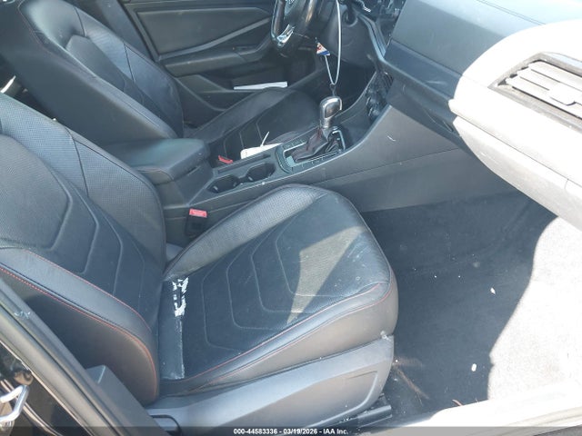 Продажа на аукционе авто 2019 Volkswagen Jetta Gli 2.0t 35th Anniversary Edition/2.0t Autobahn/2.0t S, vin: 3VW6T7BU6KM218225, номер лота: 44583336