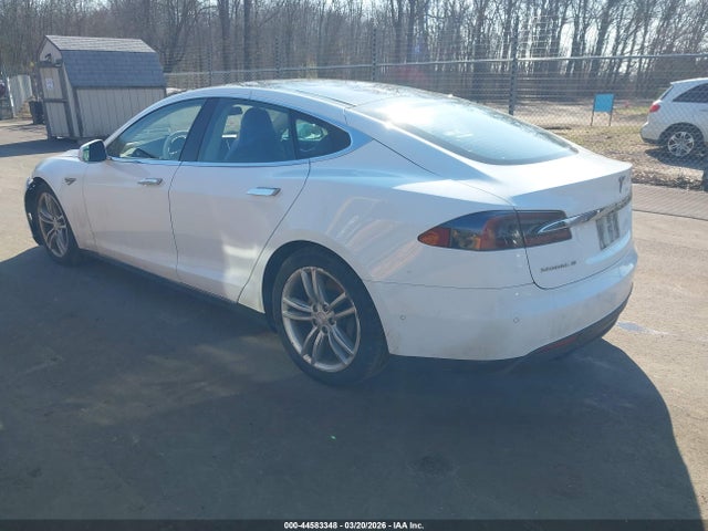 44583348 :رقم المزاد ، 5YJSA1S28FF090857 vin ، 2015 Tesla Model S 70d/85d/p85d مزاد بيع