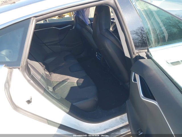 44583348 :رقم المزاد ، 5YJSA1S28FF090857 vin ، 2015 Tesla Model S 70d/85d/p85d مزاد بيع