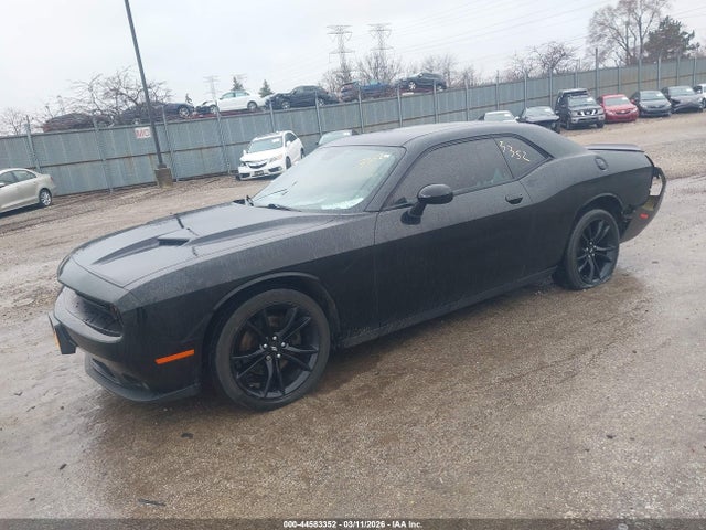 44583352 :رقم المزاد ، 2C3CDZAG2JH199426 vin ، 2018 Dodge Challenger Sxt Plus مزاد بيع