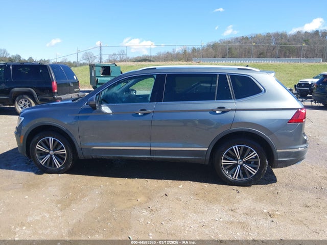 44583360 :رقم المزاد ، 3VV2B7AXXJM062187 vin ، 2018 Volkswagen Tiguan 2.0t Se/2.0t Sel مزاد بيع