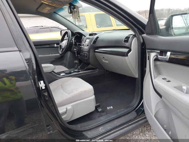44583367 :رقم المزاد ، 5XYKT3A67EG455367 vin ، 2014 Kia Sorento Lx مزاد بيع