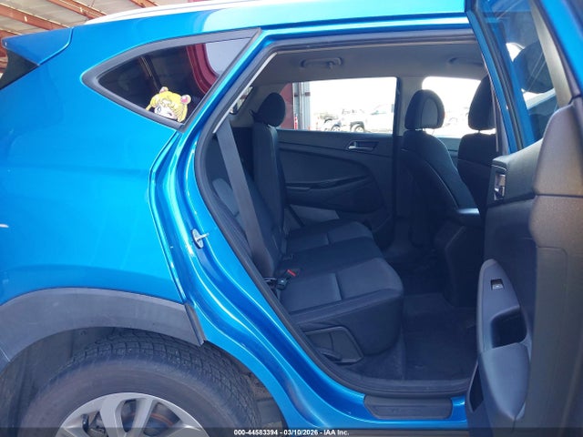 KM8J33A42JU650503 Hyundai TUCSON SEL