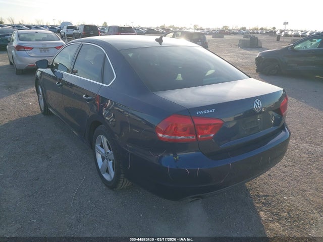 2013 Volkswagen Passat 2.5l Se მანქანა იყიდება აუქციონზე, vin: 1VWBH7A30DC104718, აუქციონის ნომერი: 44583439