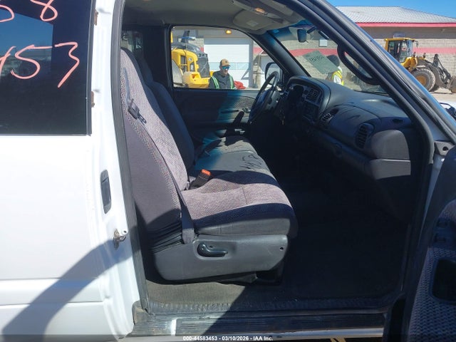 44583453 :رقم المزاد ، 3B7HF13Y81M566480 vin ، 2001 Dodge Ram 1500 St مزاد بيع
