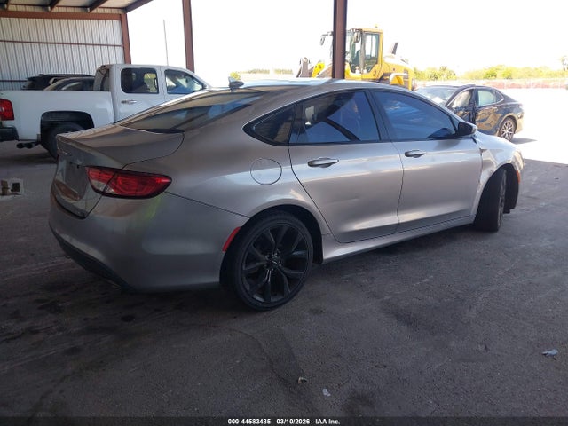 44583485 :رقم المزاد ، 1C3CCCBG9FN551544 vin ، 2015 Chrysler 200 S مزاد بيع