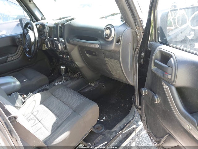 2012 JEEP WRANGLER UNLIMITED 1C4BJWDGXCL269142 Photo 4