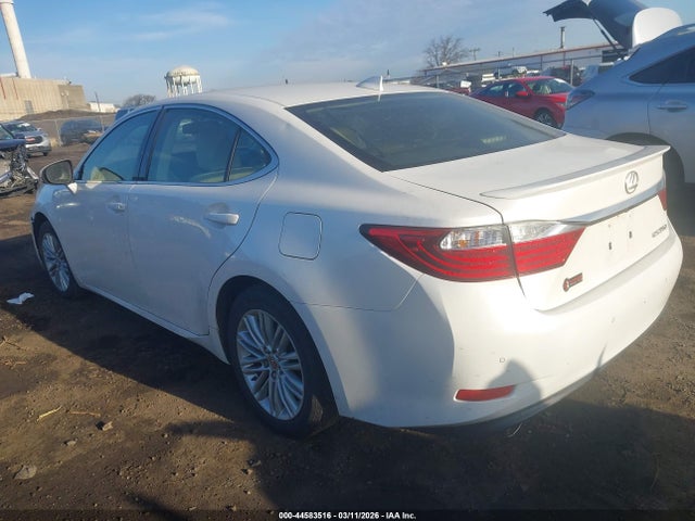 2015 Lexus Es 350 მანქანა იყიდება აუქციონზე, vin: JTHBK1GG1F2173419, აუქციონის ნომერი: 44583516