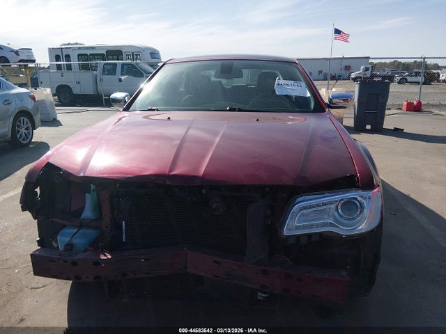 44583542 :رقم المزاد ، 2C3CCAAG4JH320350 vin ، 2018 Chrysler 300 Touring مزاد بيع