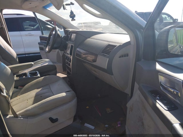 Продажа на аукционе авто 2009 Chrysler Town & Country Touring, vin: 2A8HR54189R676555, номер лота: 44583553