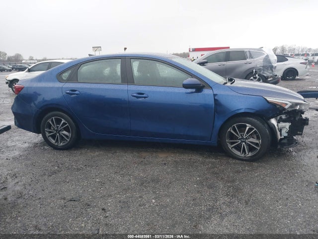 44583561 :رقم المزاد ، 3KPF24AD9NE448328 vin ، 2022 Kia Forte Lxs مزاد بيع
