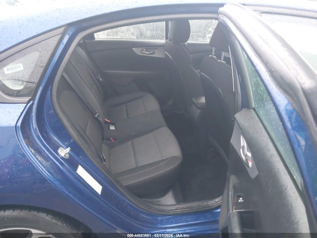 44583561 :رقم المزاد ، 3KPF24AD9NE448328 vin ، 2022 Kia Forte Lxs مزاد بيع