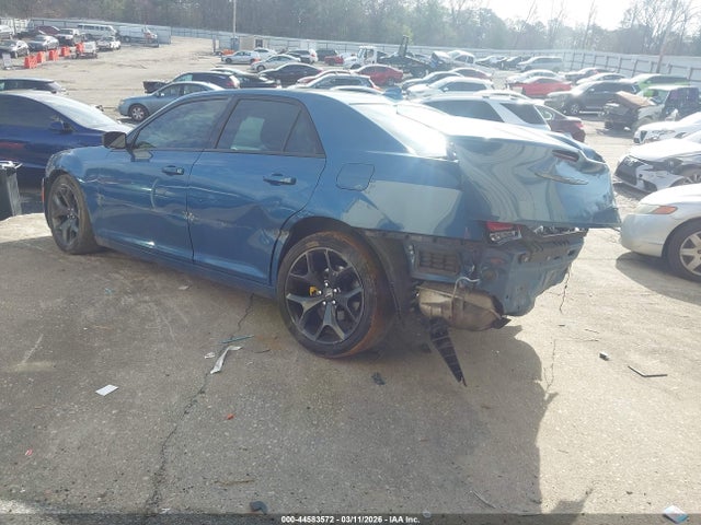 2021 CHRYSLER 300 2C3CCAAG5MH634609 Photo 2