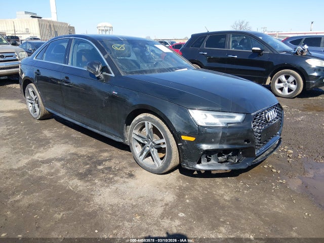 2017 AUDI A4 WAUENAF44HN022621 Photo 0