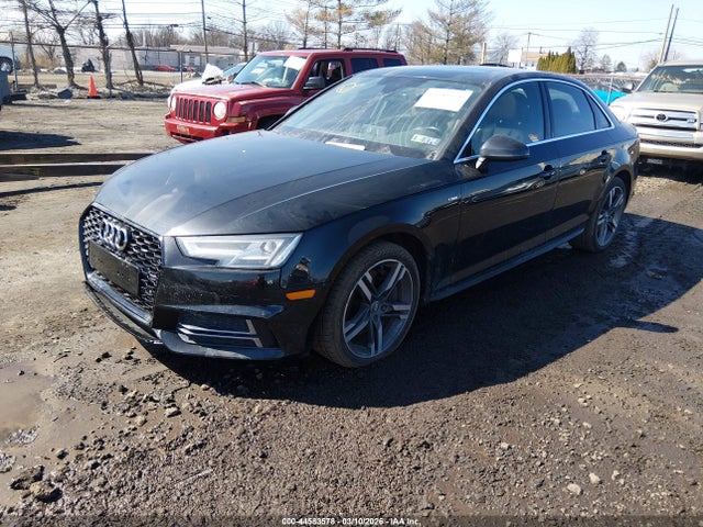 2017 AUDI A4 WAUENAF44HN022621 Photo 1