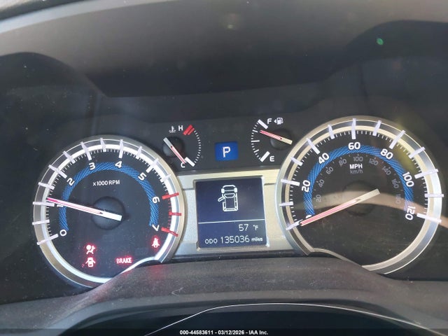 2014 Toyota 4runner Sr5 მანქანა იყიდება აუქციონზე, vin: JTEBU5JR8E5171270, აუქციონის ნომერი: 44583611