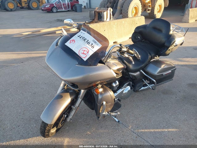 Harley-Davidson FLTRU 2017 1HD1KGD1XHB694978 Image 2