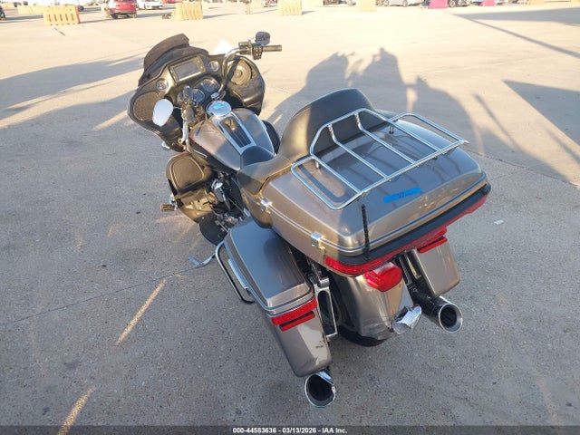 Harley-Davidson FLTRU 2017 1HD1KGD1XHB694978 Image 3