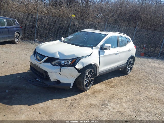 JN1BJ1CR2JW210803 Nissan Rogue Sport Sl