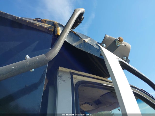 44583684 :رقم المزاد ، 1GDE5C1256F402140 vin ، 2006 Gmc C5500 مزاد بيع