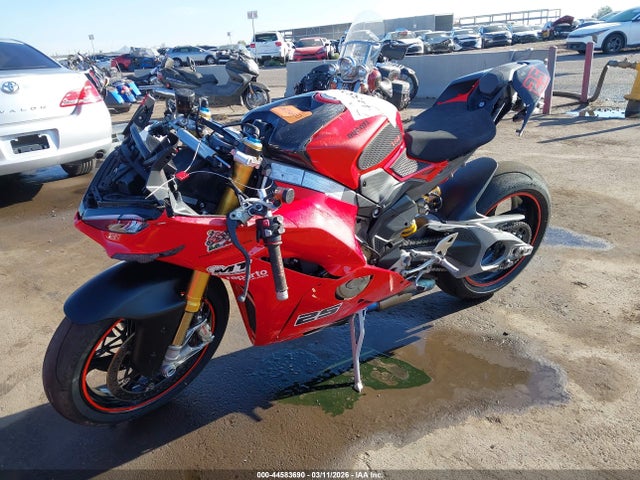 Ducati Panigale V4/v4s 2025 ZDMDAG6W2SB004274 Image 2