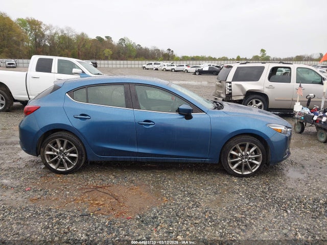 Продажа на аукционе авто 2018 Mazda Mazda3 Grand Touring, vin: 3MZBN1M39JM202044, номер лота: 44583733