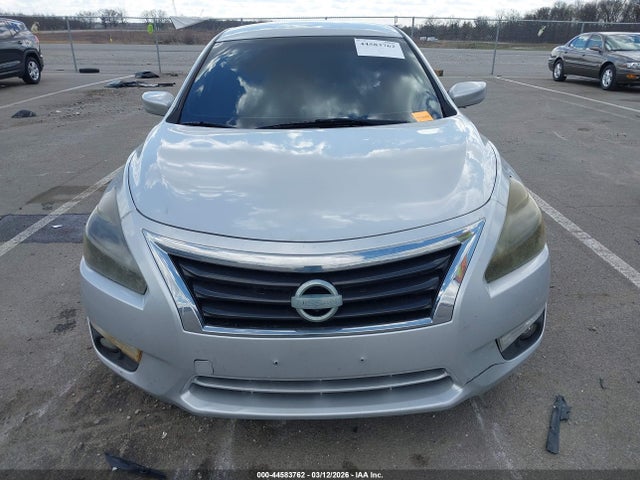 Nissan Altima 2.5 S 2015 1N4AL3AP7FC589246 Image 12