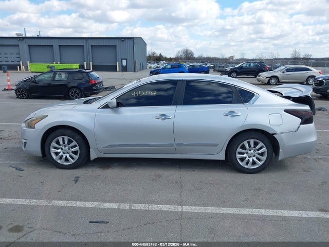 Nissan Altima 2.5 S 2015 1N4AL3AP7FC589246 Image 14