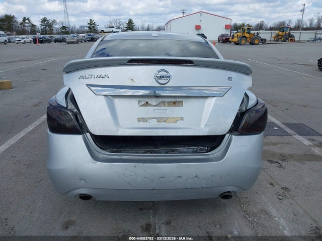 Nissan Altima 2.5 S 2015 1N4AL3AP7FC589246 Image 16