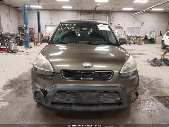 44583790 :رقم المزاد ، KNDJT2A57D7549452 vin ، 2013 Kia Soul مزاد بيع
