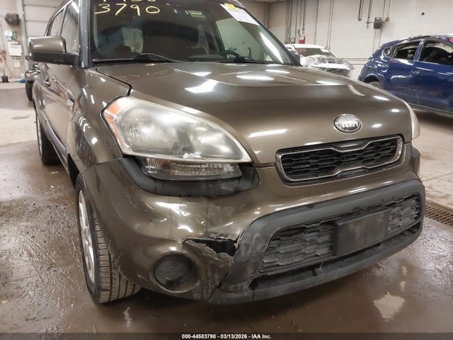 44583790 :رقم المزاد ، KNDJT2A57D7549452 vin ، 2013 Kia Soul مزاد بيع