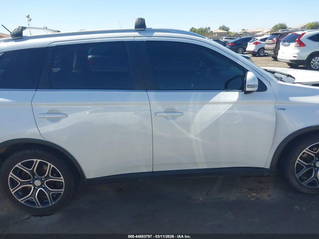 Продаж на аукціоні авто 2015 Mitsubishi Outlander Gt, vin: JA4JZ4AX9FZ013180, номер лоту: 44583797