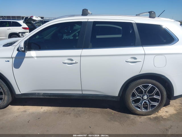 Продаж на аукціоні авто 2015 Mitsubishi Outlander Gt, vin: JA4JZ4AX9FZ013180, номер лоту: 44583797