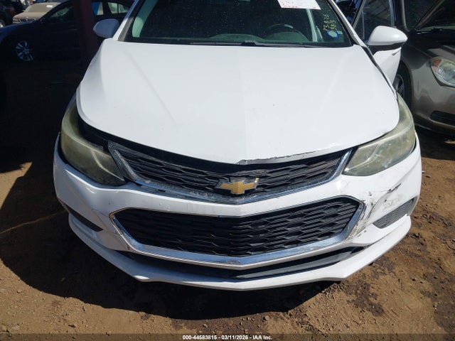 1G1BE5SM8H7113813 Chevrolet Cruze Lt Auto