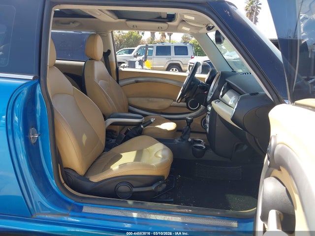 2007 MINI COOPER S WMWMF73517TT85039 Photo 4