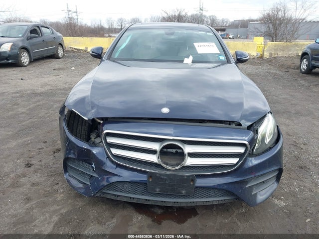 Продажа на аукционе авто 2017 Mercedes-benz E 300 4matic, vin: WDDZF4KB9HA205355, номер лота: 44583836