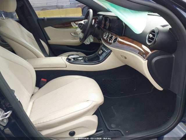 Продажа на аукционе авто 2017 Mercedes-benz E 300 4matic, vin: WDDZF4KB9HA205355, номер лота: 44583836